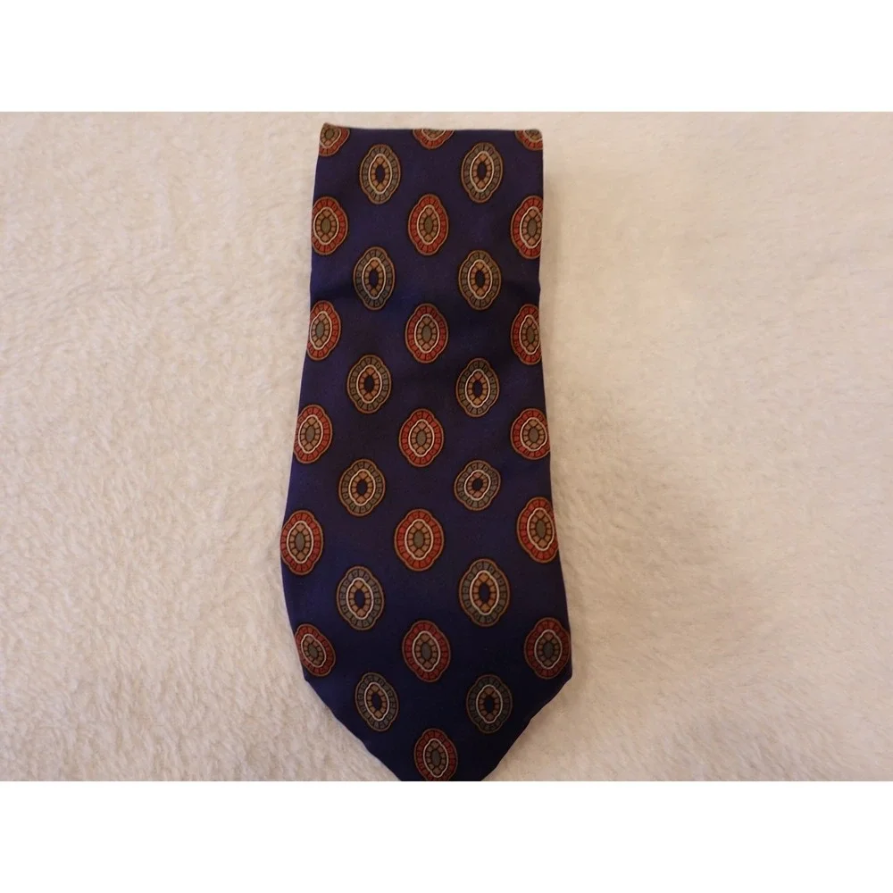 Isaco Vintage Italian Silk Tie Blue Medallion Pattern Dark Academia Retro Office